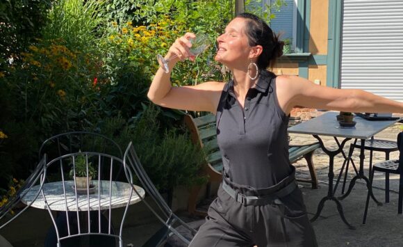 Vino & Vinyasa – Yoga & Wein im Brauhaus Brewckau am 3. Juli 2026, 15.30 Uhr
